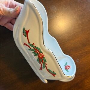 Festive White and Gold Ceramic Sleigh